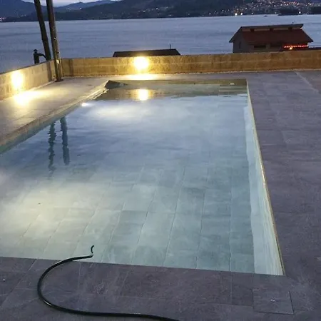 Casa Nueva Con Piscina Y Vistas Al Mar Nyaraló *